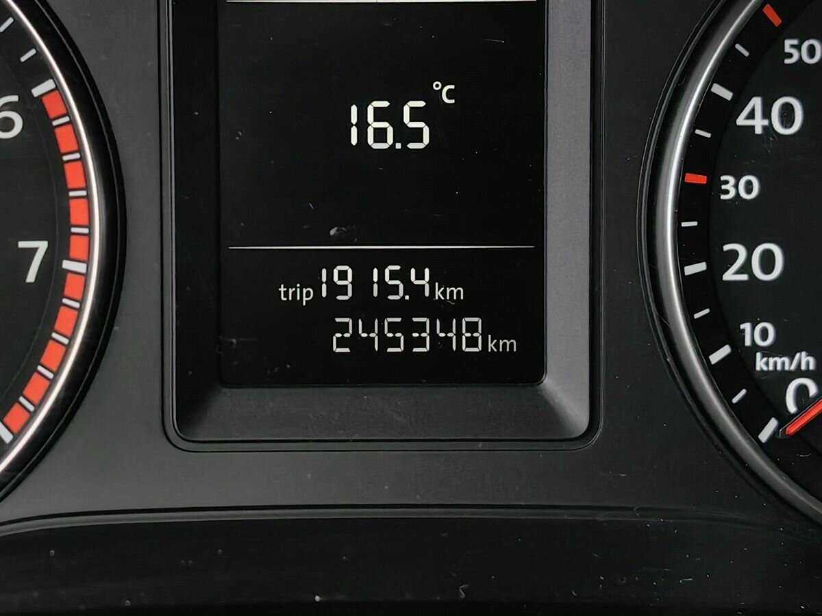 Купить Volkswagen Jetta с пробегом. Фото: #13
