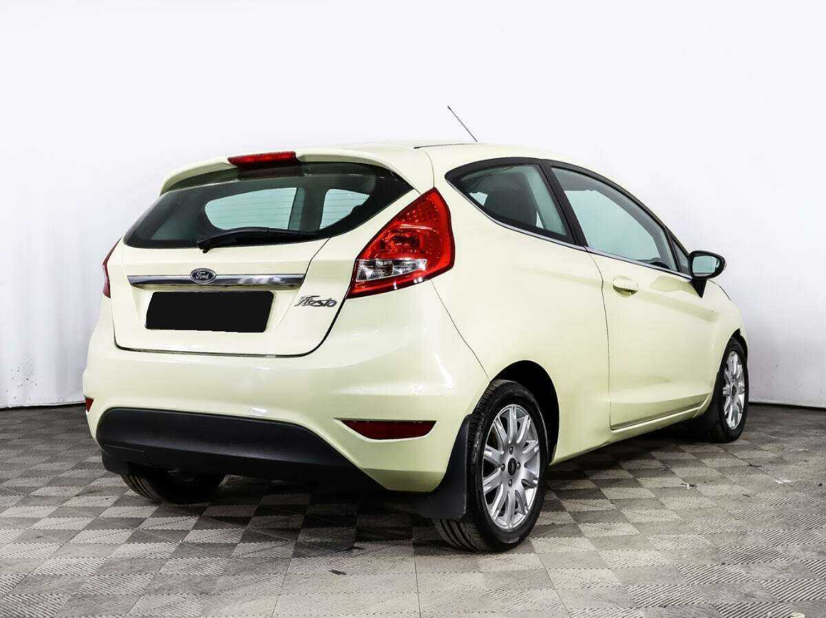 Купить Ford Fiesta с пробегом. Фото: #3
