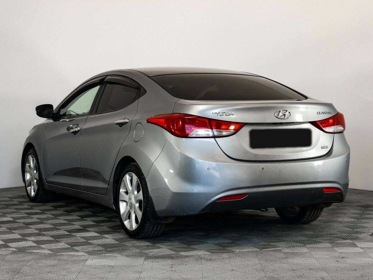 Купить Hyundai Elantra с пробегом. Фото: #5