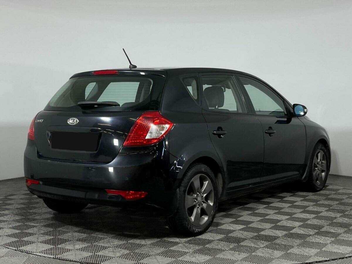 Купить Kia Ceed с пробегом. Фото: #4