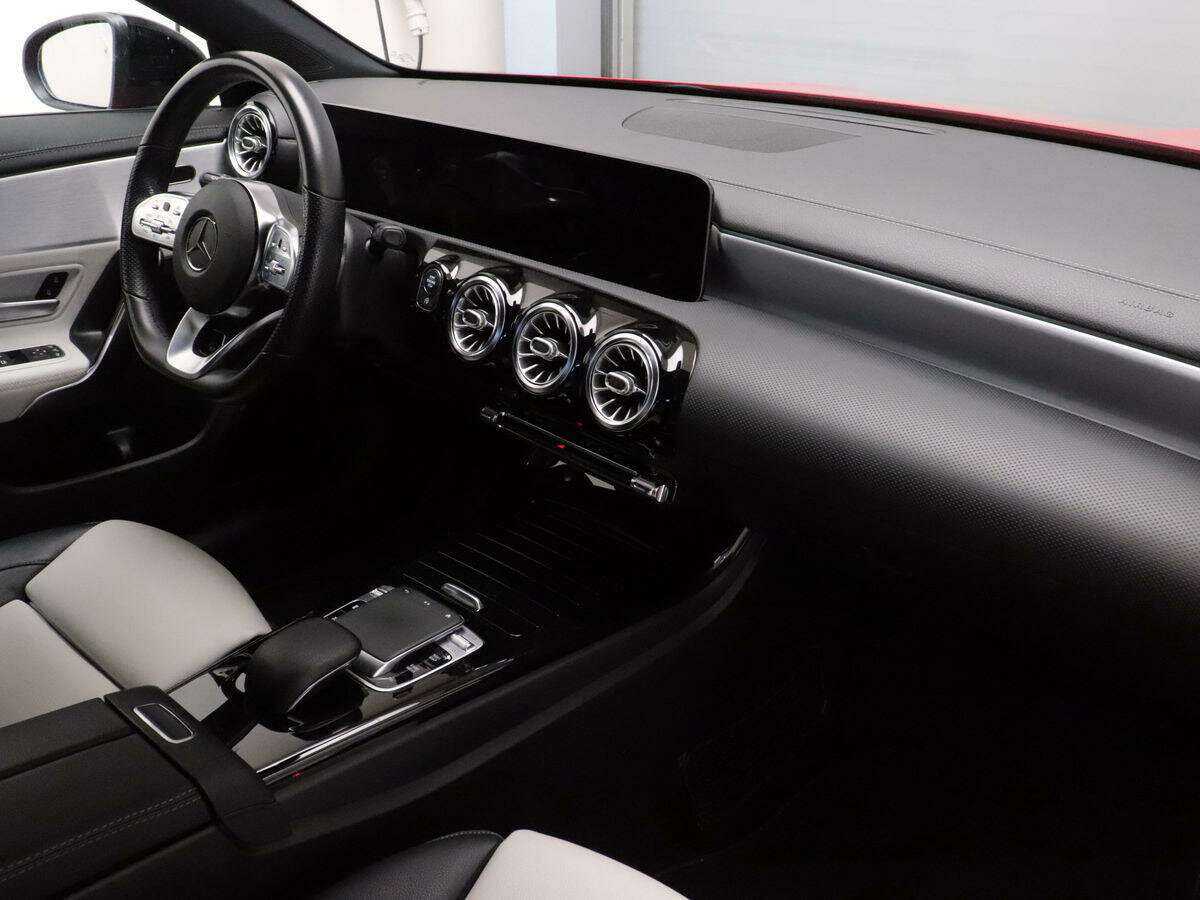 Купить Mercedes-Benz CLA с пробегом. Фото: #5