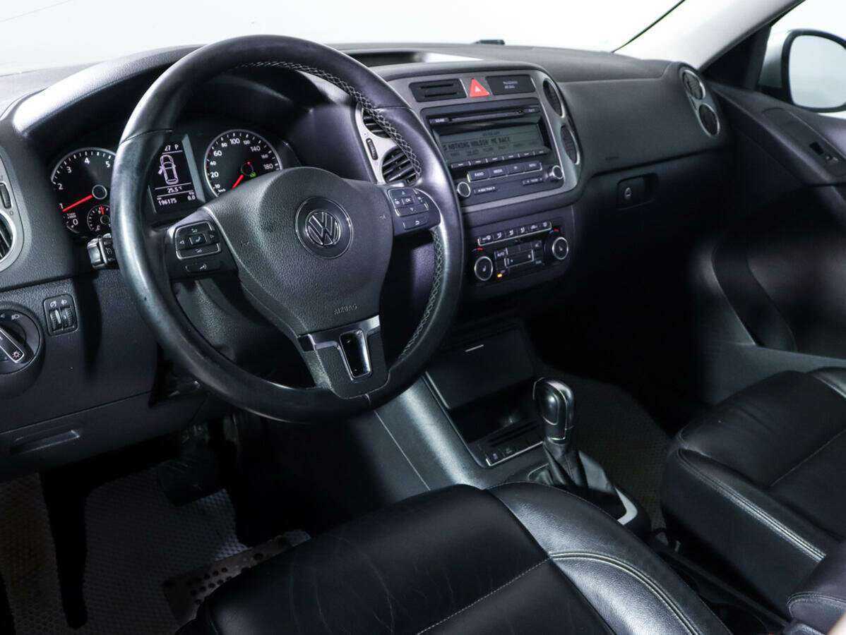 Купить Volkswagen Tiguan с пробегом. Фото: #13