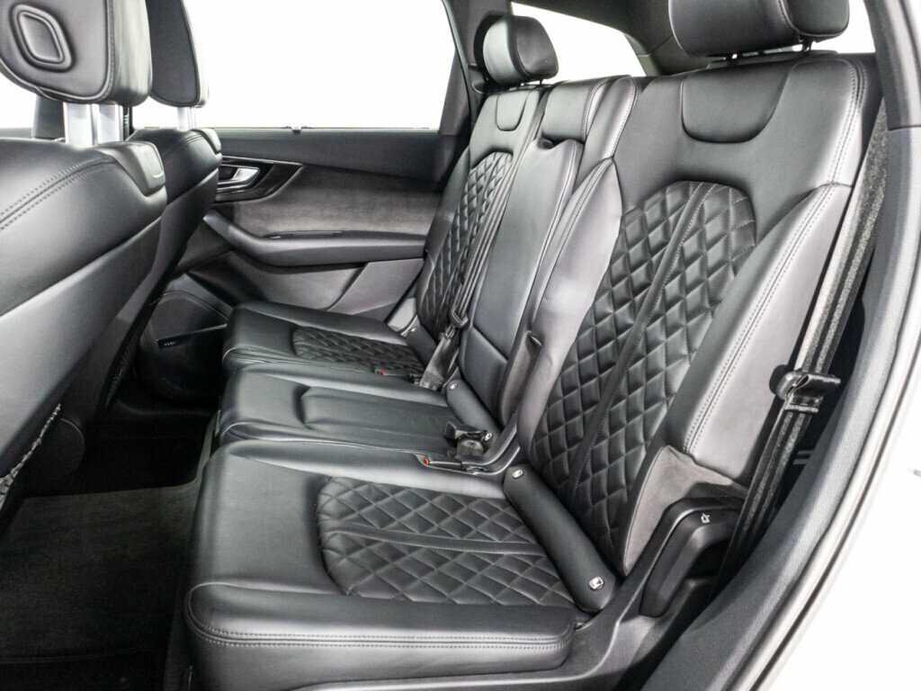 Купить Audi Q7 с пробегом. Фото: #8