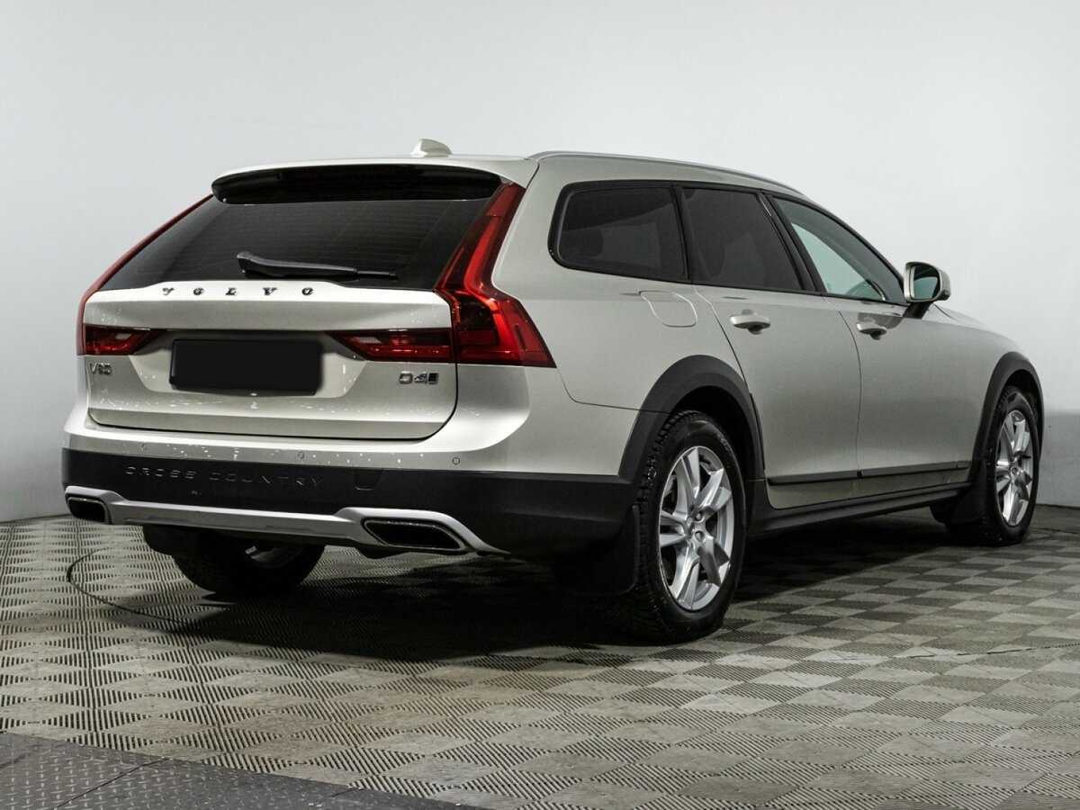 Купить Volvo V90 Cross Country с пробегом. Фото: #4