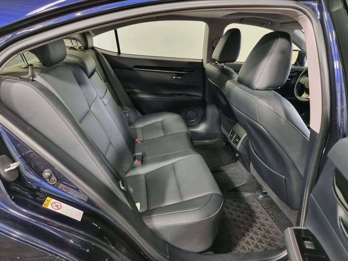 Купить Lexus ES с пробегом. Фото: #13