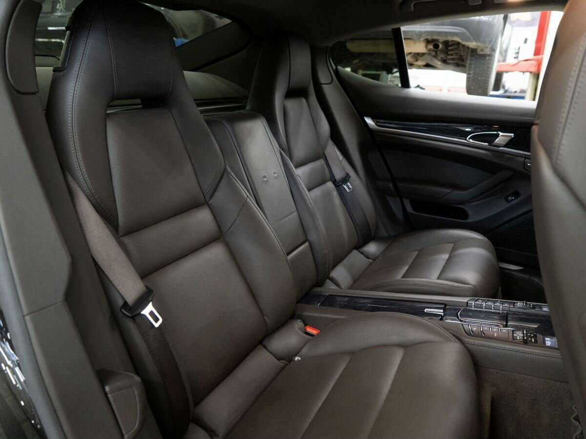 Купить Porsche Panamera с пробегом. Фото: #8