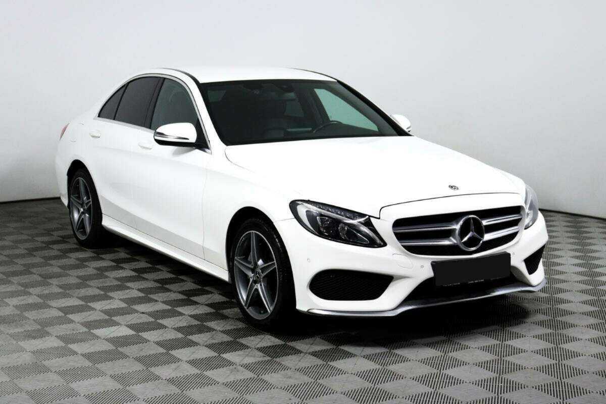 Купить Mercedes-Benz C-Класс с пробегом. Фото: #2