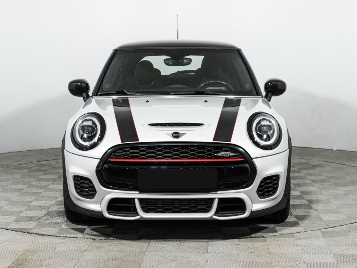 Купить Mini Hatch с пробегом. Фото: #1