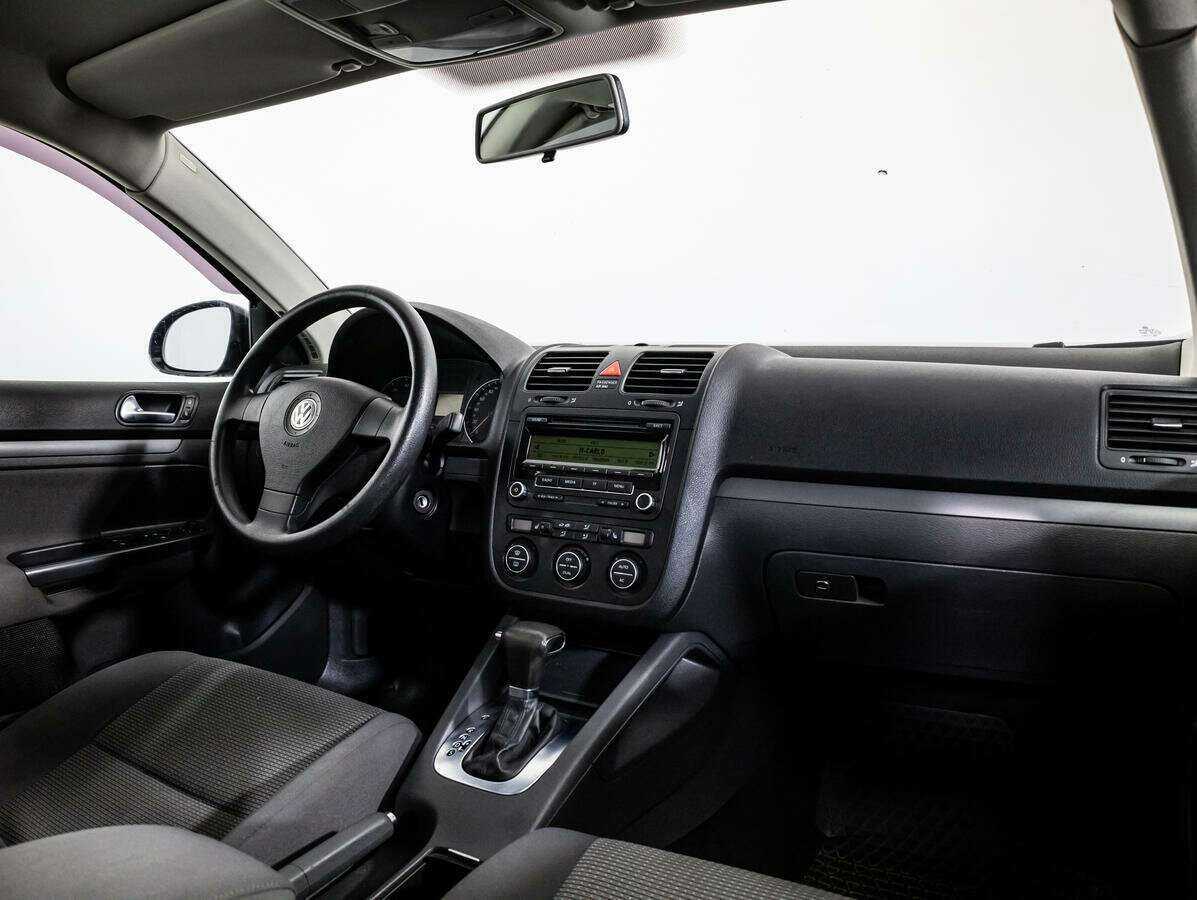 Купить Volkswagen Jetta с пробегом. Фото: #8