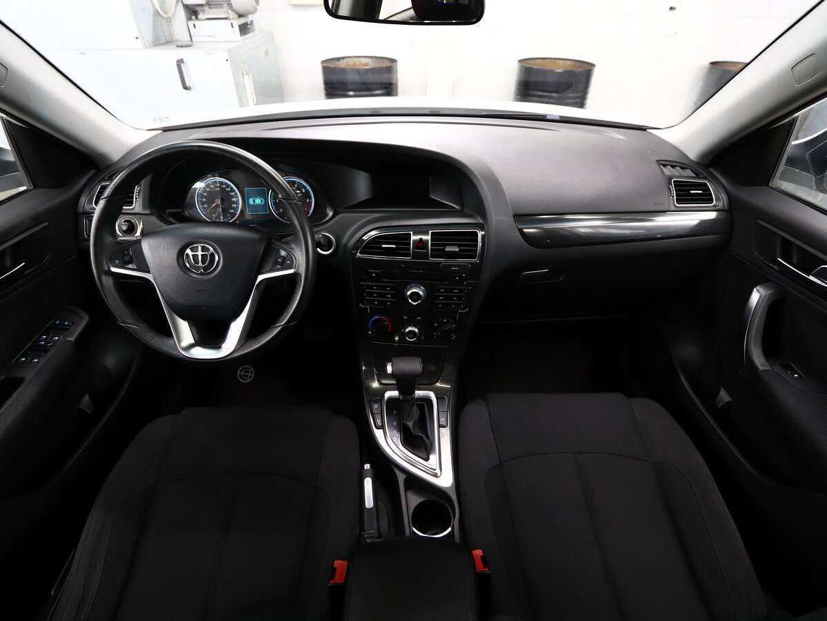 Купить Brilliance V5 с пробегом. Фото: #16