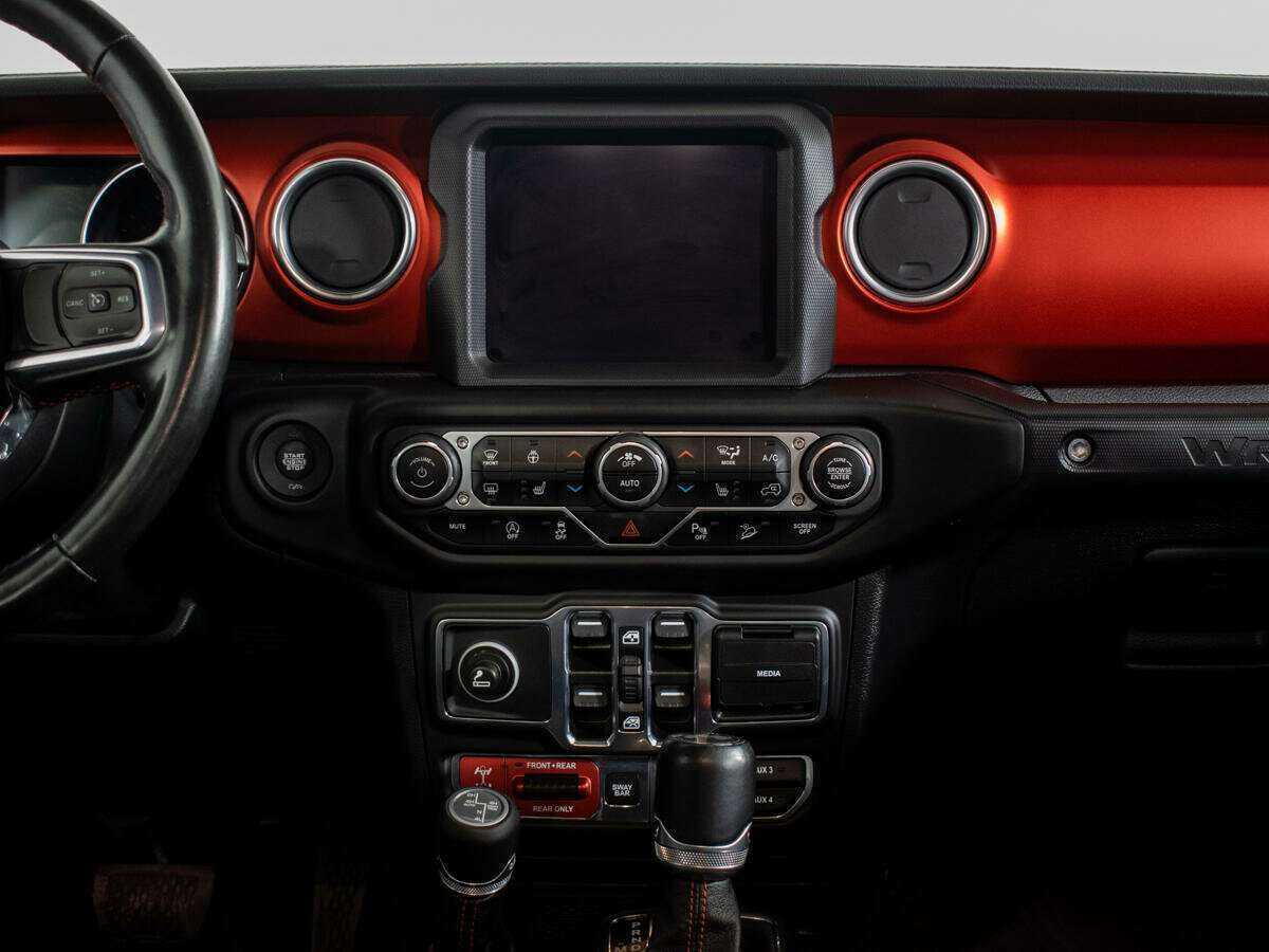 Купить Jeep Wrangler с пробегом. Фото: #7