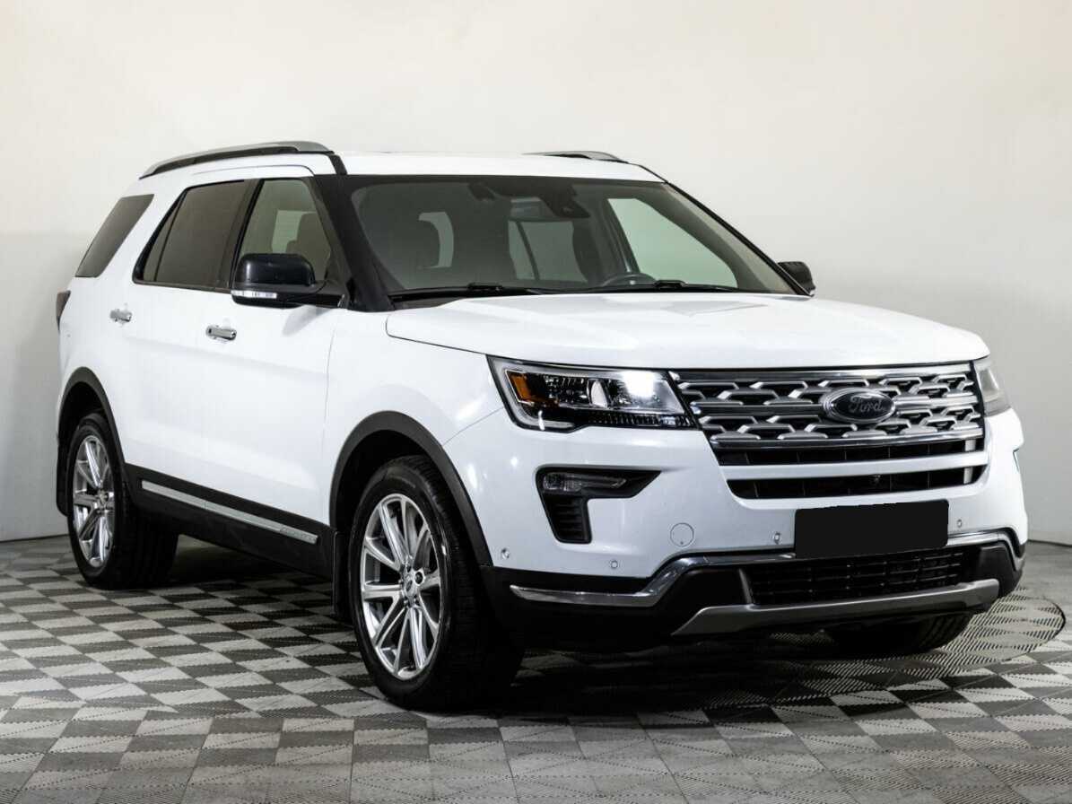 Купить Ford Explorer с пробегом. Фото: #2