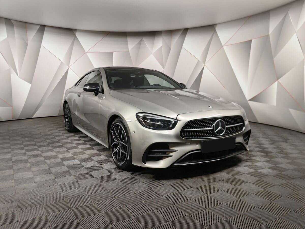 Купить Mercedes-Benz E-Класс с пробегом. Фото: #2