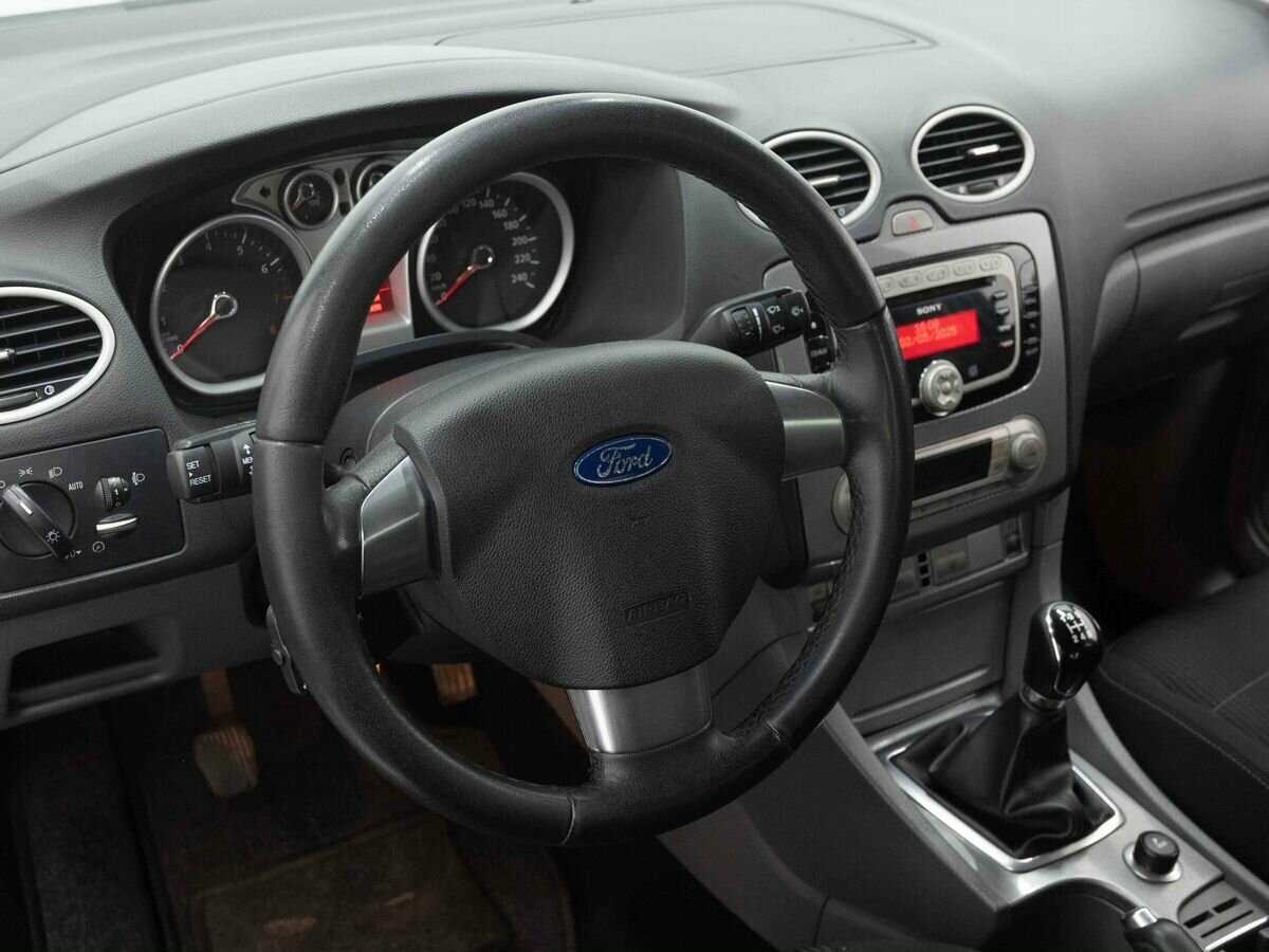 Купить Ford Focus с пробегом. Фото: #13