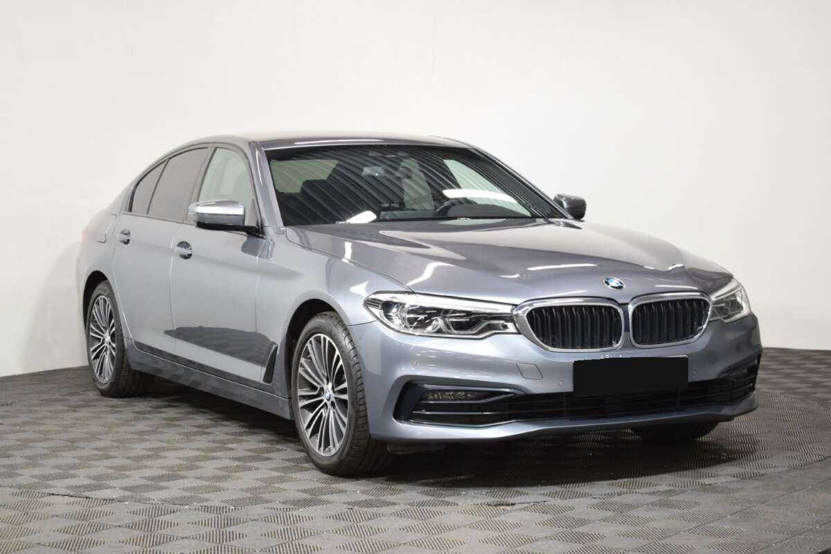 Купить BMW 5 серии с пробегом. Фото: #2