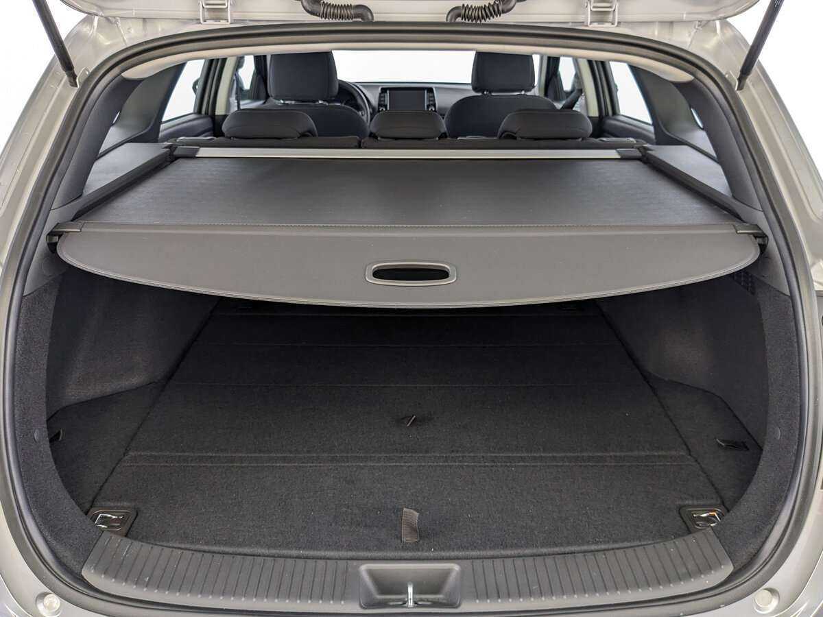 Купить Hyundai i30 с пробегом. Фото: #9