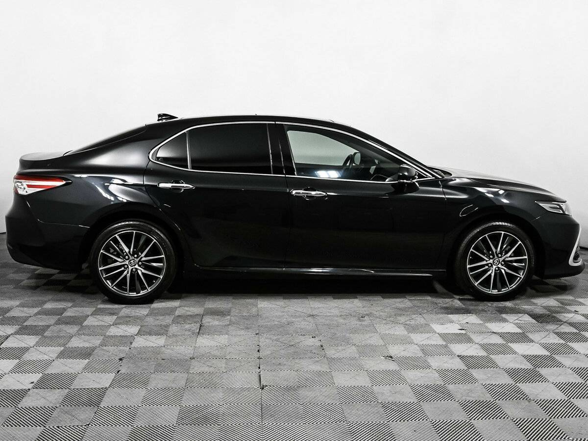 Купить Toyota Camry с пробегом. Фото: #3