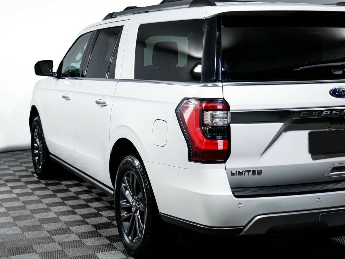 Купить Ford Expedition с пробегом. Фото: #19