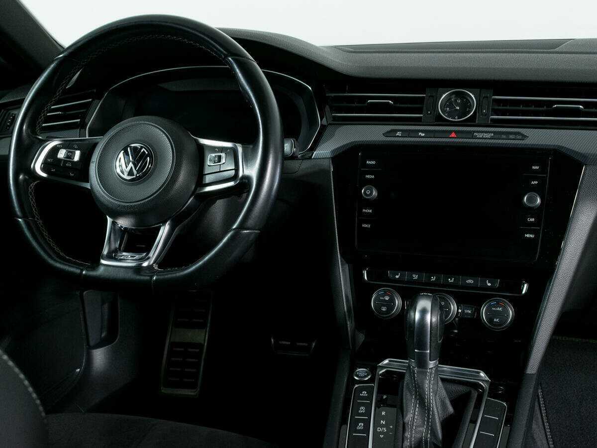 Купить Volkswagen Arteon с пробегом. Фото: #10