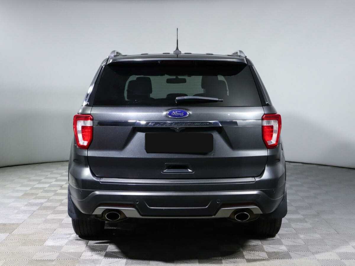 Купить Ford Explorer с пробегом. Фото: #5