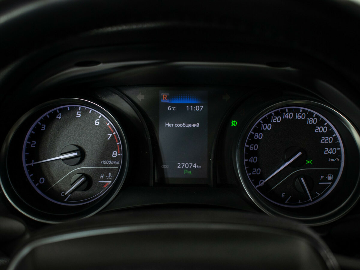 Купить Toyota Camry с пробегом. Фото: #11
