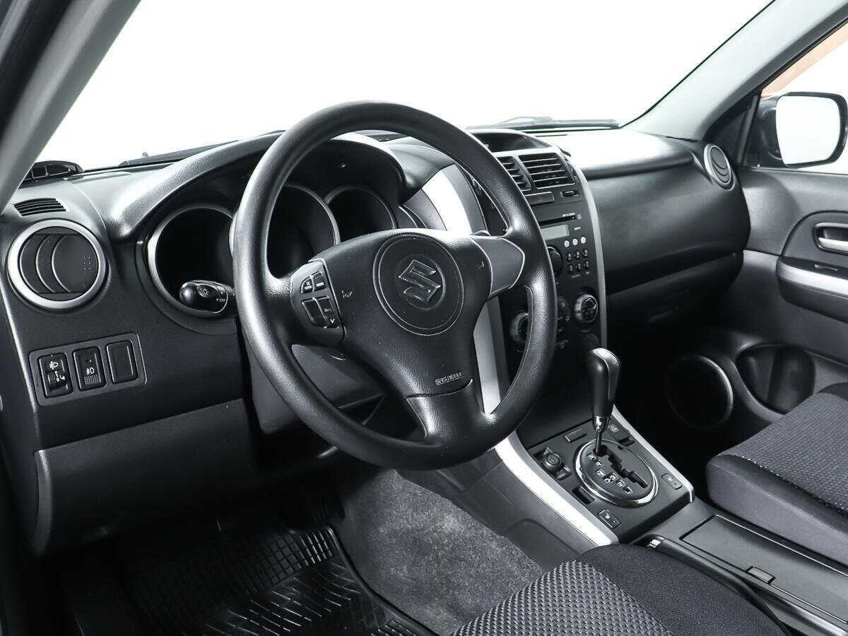 Купить Suzuki Grand Vitara с пробегом. Фото: #11