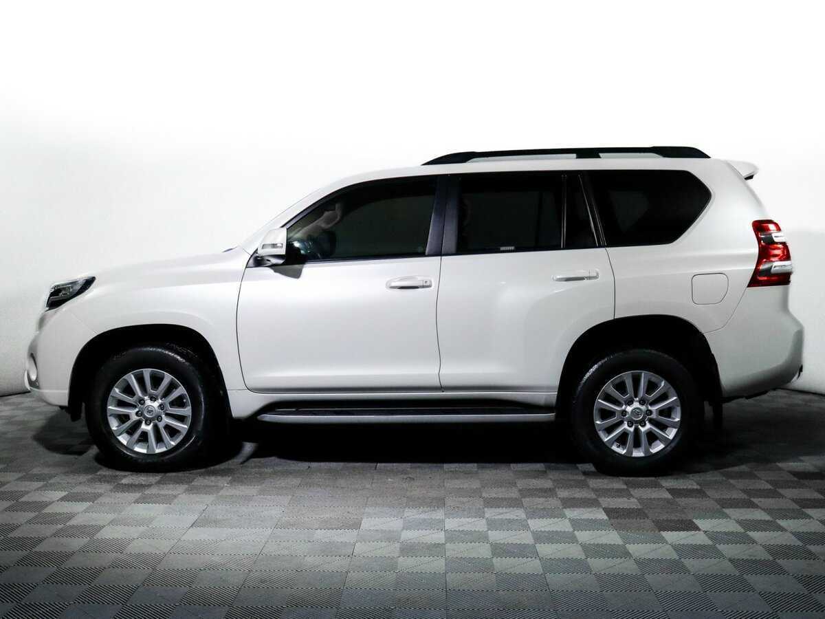 Купить Toyota Land Cruiser Prado с пробегом. Фото: #4