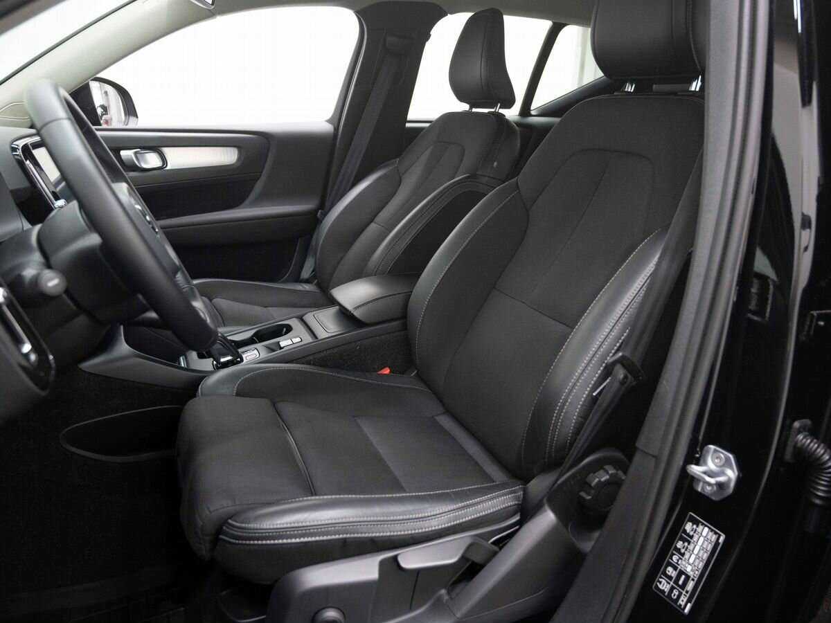 Купить Volvo XC40 с пробегом. Фото: #7