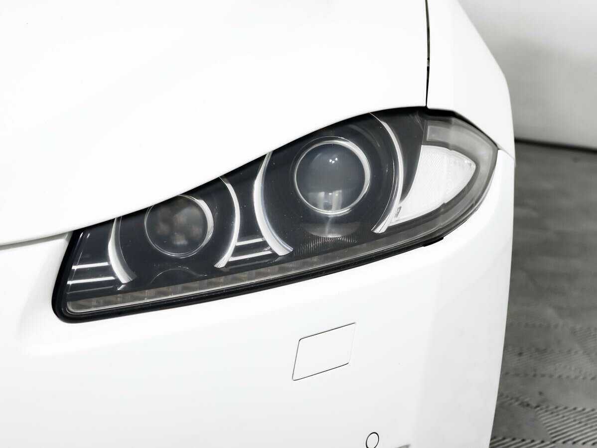 Купить Jaguar XF с пробегом. Фото: #11