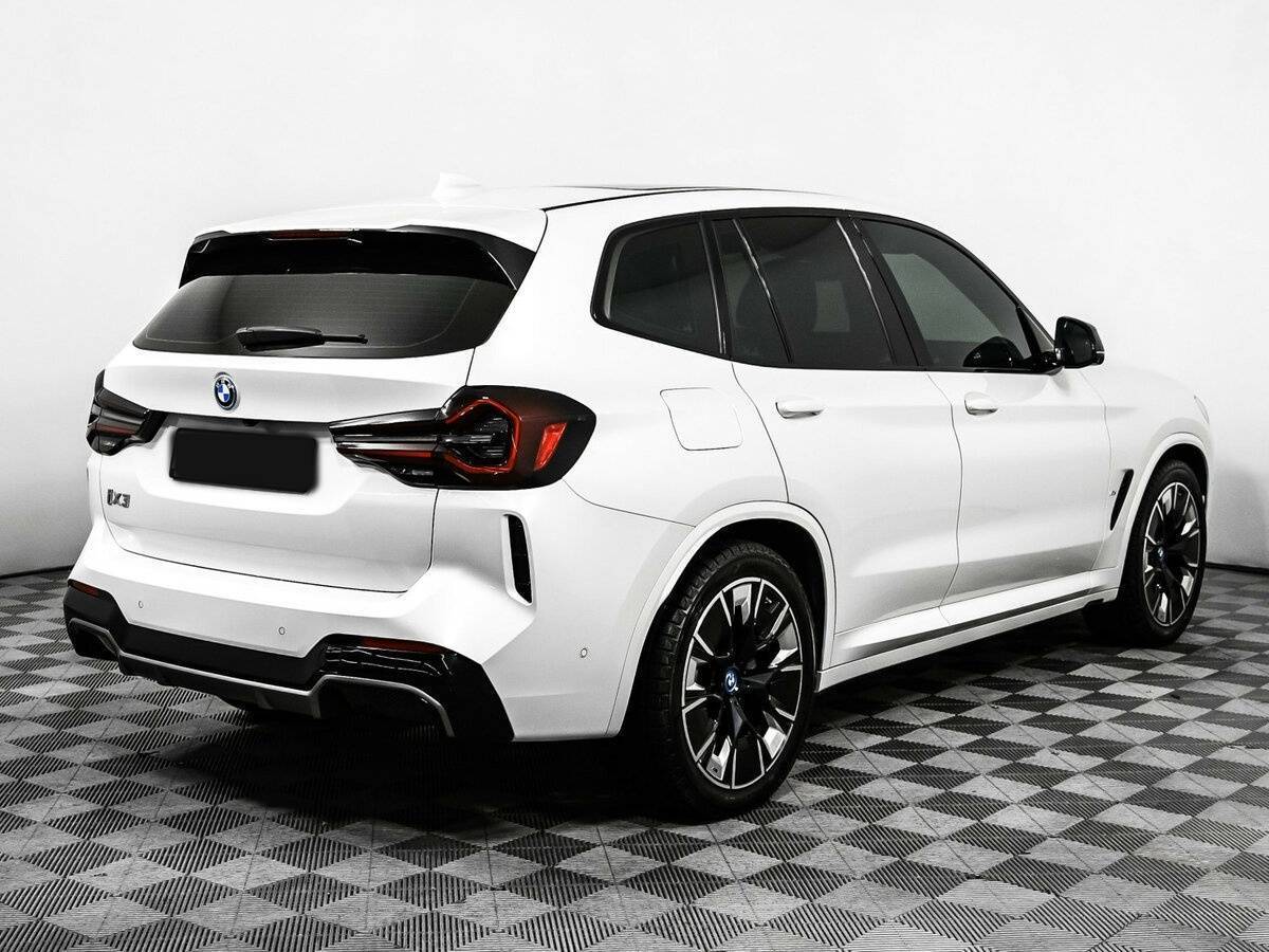 Купить BMW iX3 с пробегом. Фото: #4