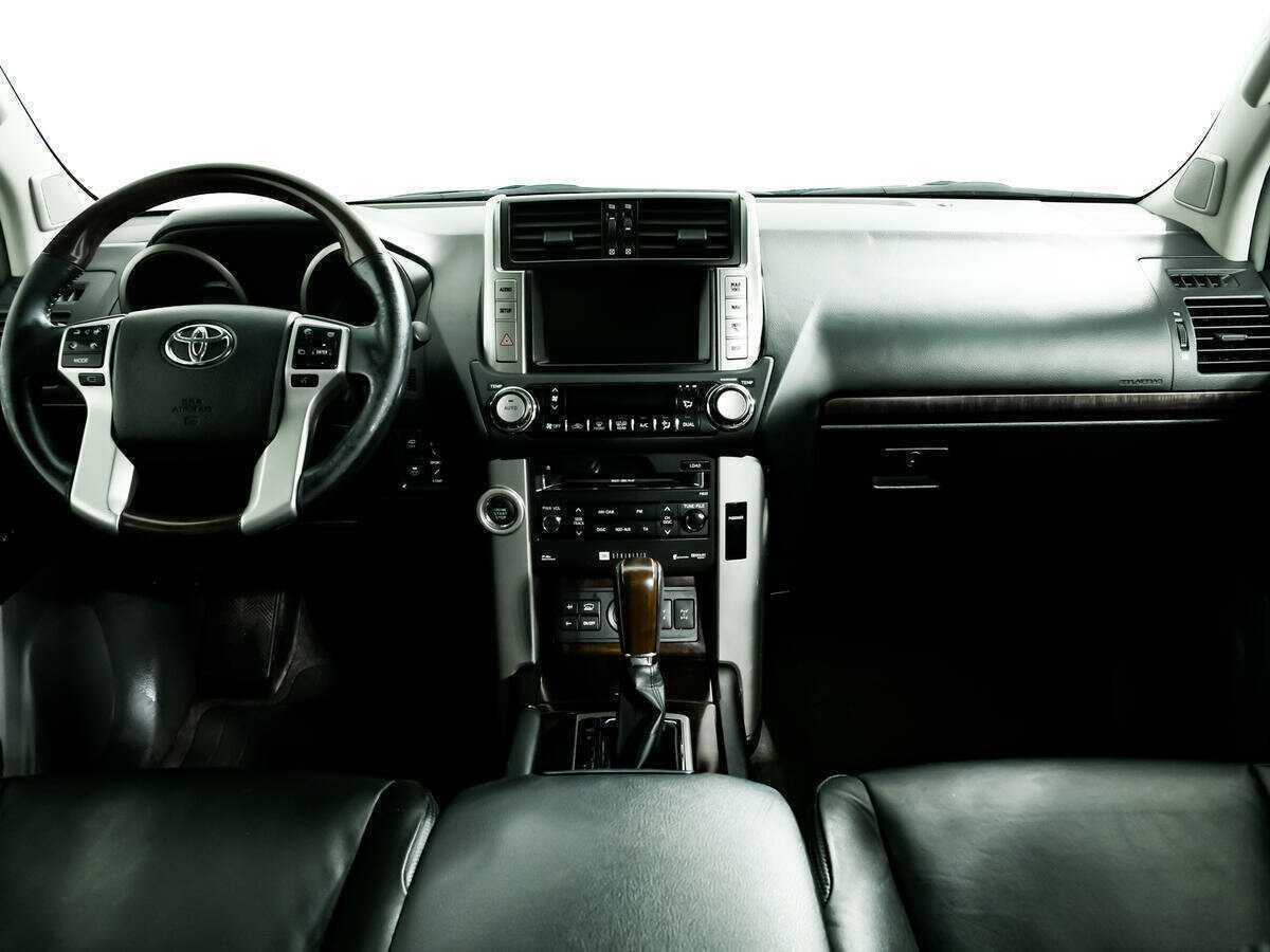 Купить Toyota Land Cruiser Prado с пробегом. Фото: #10