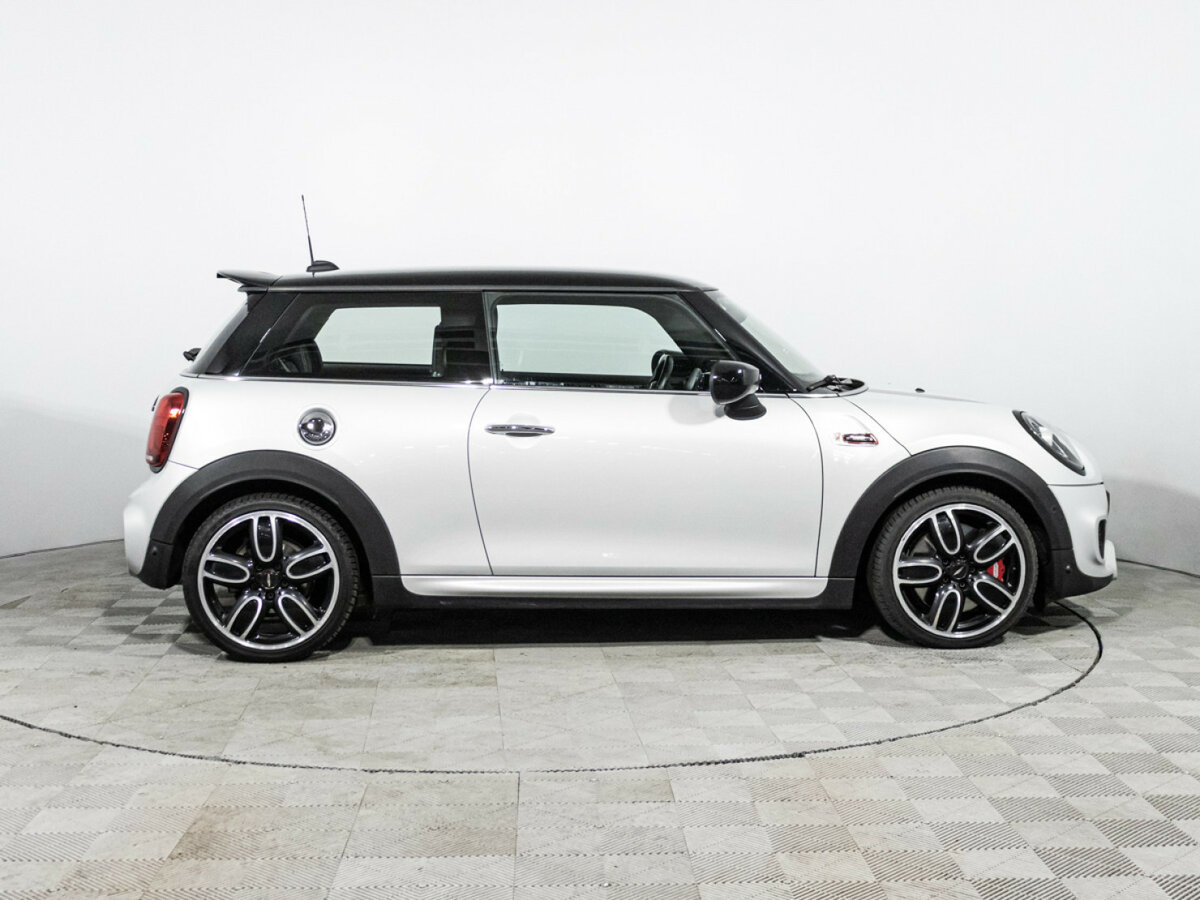Купить Mini Hatch с пробегом. Фото: #3