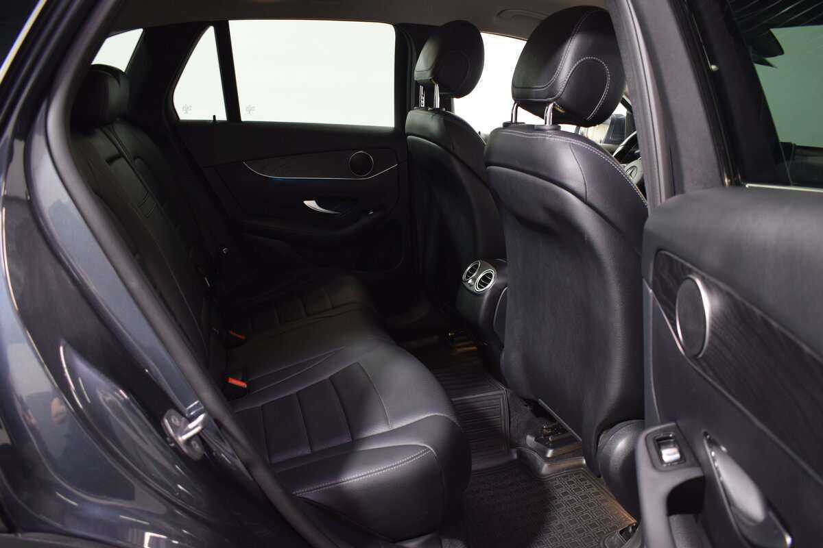 Купить Mercedes-Benz GLC с пробегом. Фото: #11
