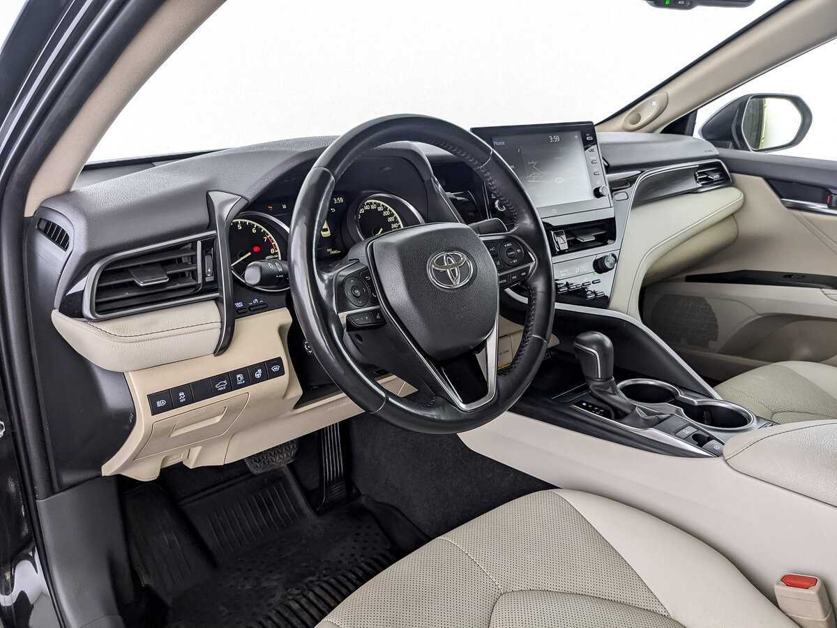 Купить Toyota Camry с пробегом. Фото: #13