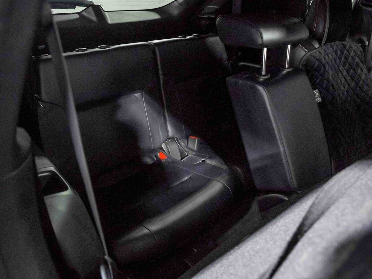Купить Mitsubishi Outlander с пробегом. Фото: #16