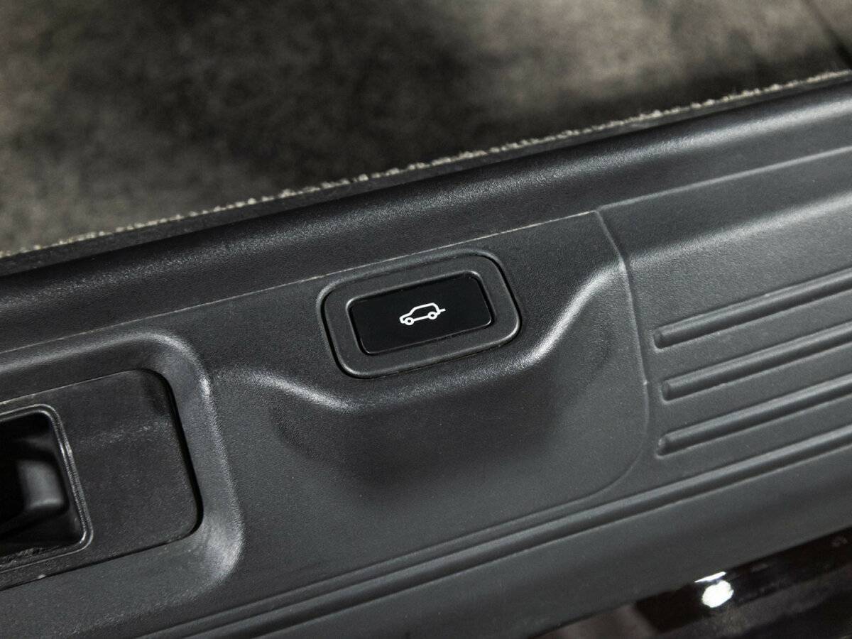 Купить Land Rover Range Rover с пробегом. Фото: #23