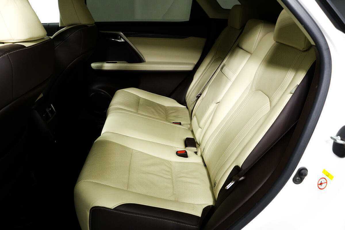 Купить Lexus RX с пробегом. Фото: #11