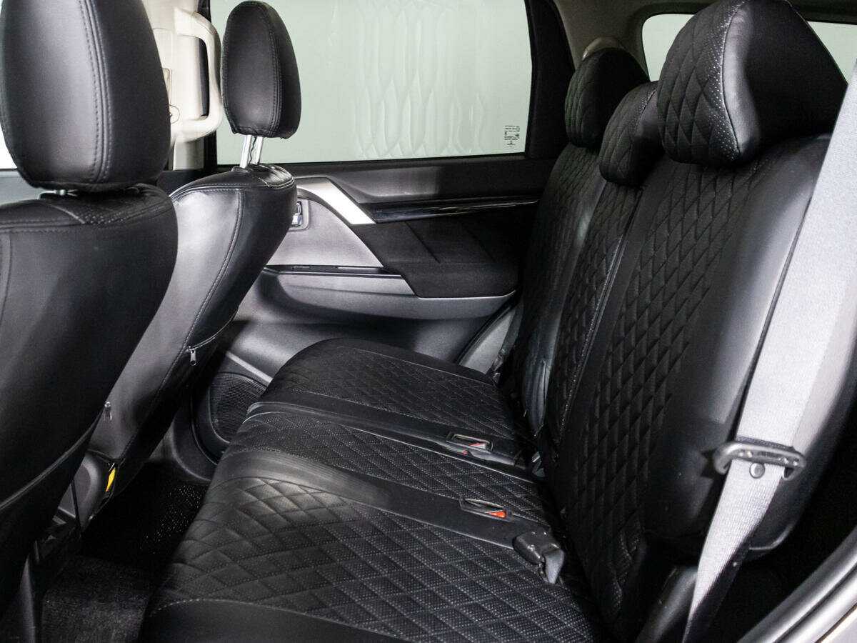 Купить Mitsubishi Pajero Sport с пробегом. Фото: #9