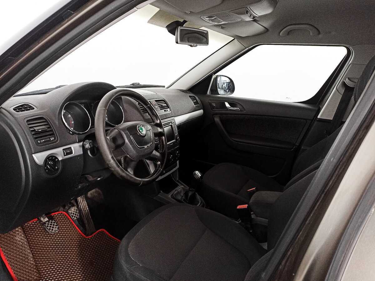 Купить Skoda Yeti с пробегом. Фото: #11