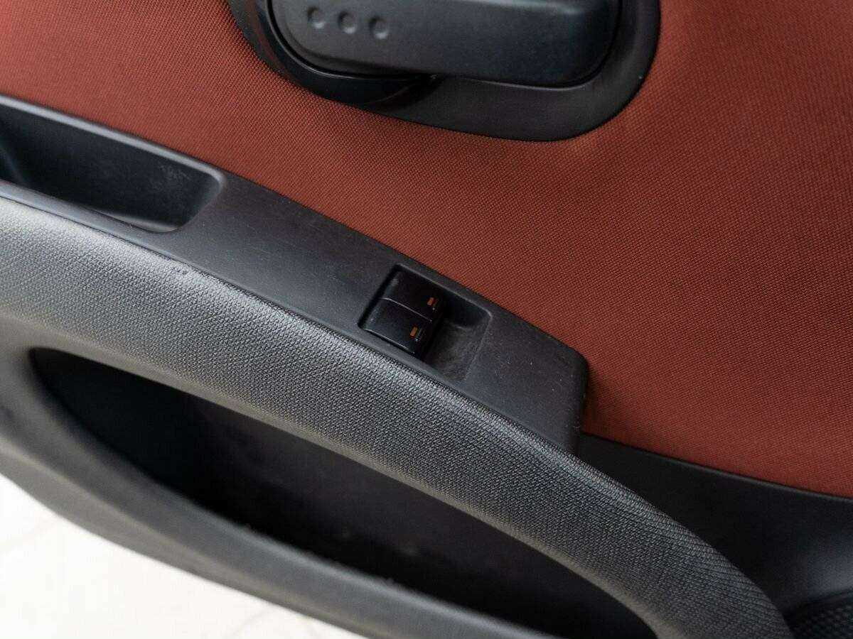 Купить Nissan Micra с пробегом. Фото: #10