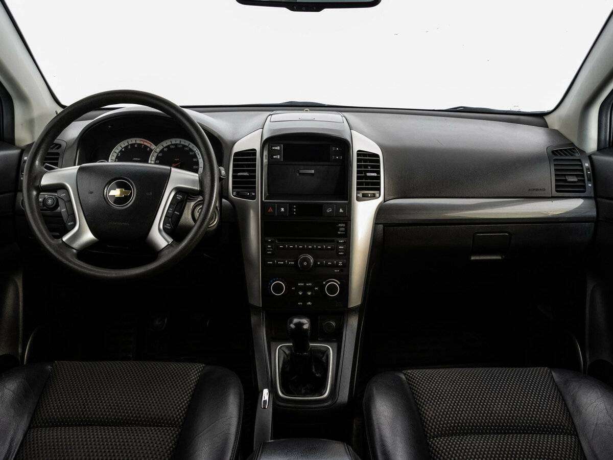 Купить Chevrolet Captiva с пробегом. Фото: #9
