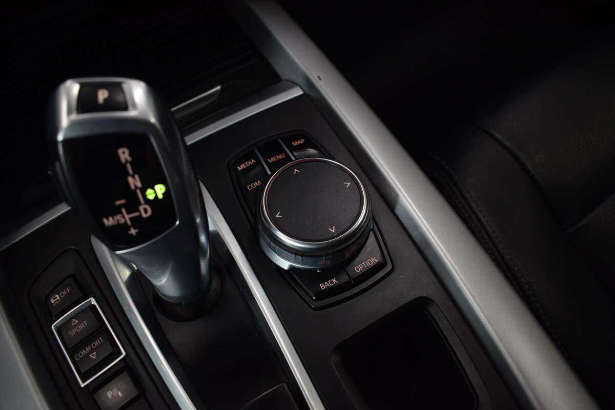 Купить BMW X5 с пробегом. Фото: #32