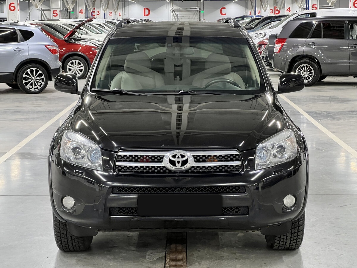 Купить Toyota RAV4 с пробегом. Фото: #1