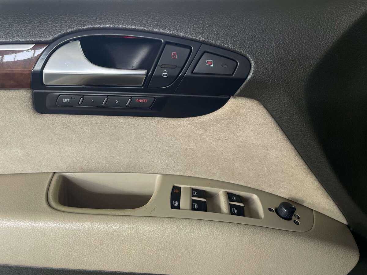 Купить Audi Q7 с пробегом. Фото: #28