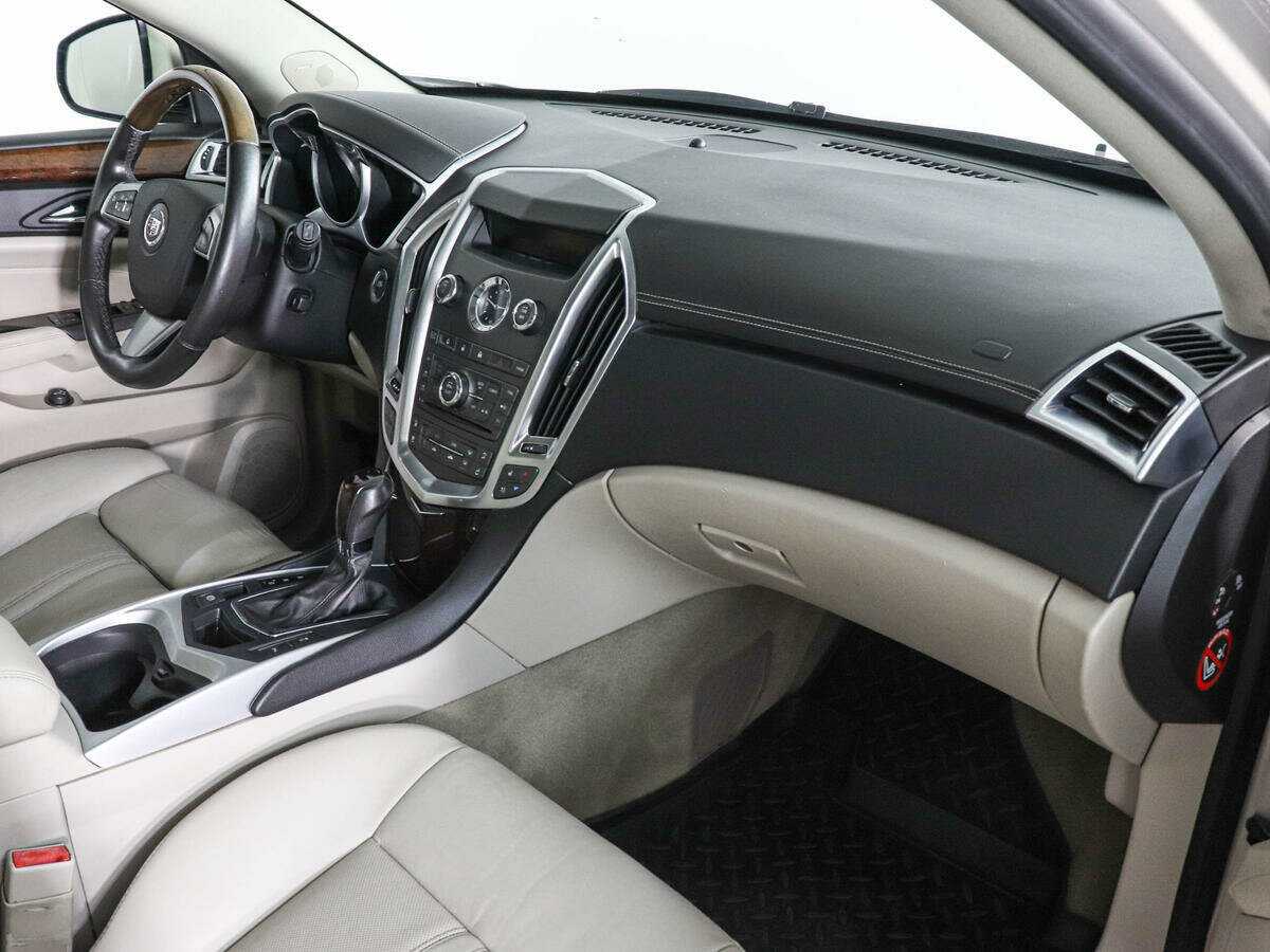 Купить Cadillac SRX с пробегом. Фото: #9