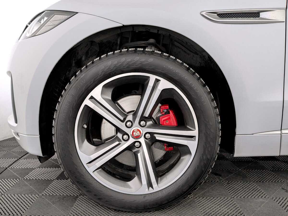 Купить Jaguar F-Pace с пробегом. Фото: #17