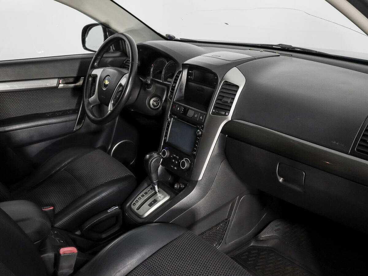 Купить Chevrolet Captiva с пробегом. Фото: #11