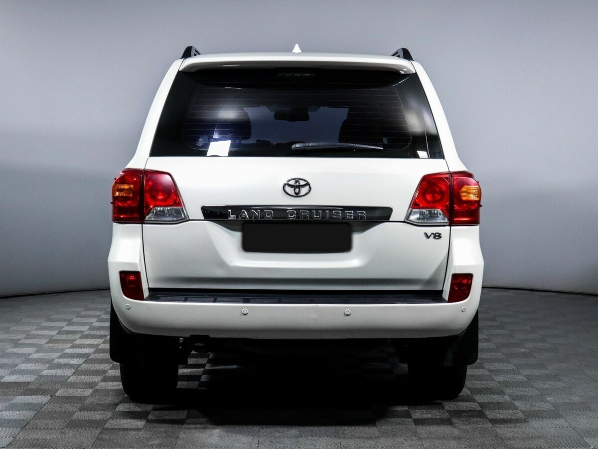 Купить Toyota Land Cruiser с пробегом. Фото: #5