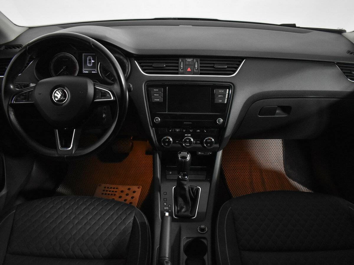 Купить Skoda Octavia с пробегом. Фото: #12