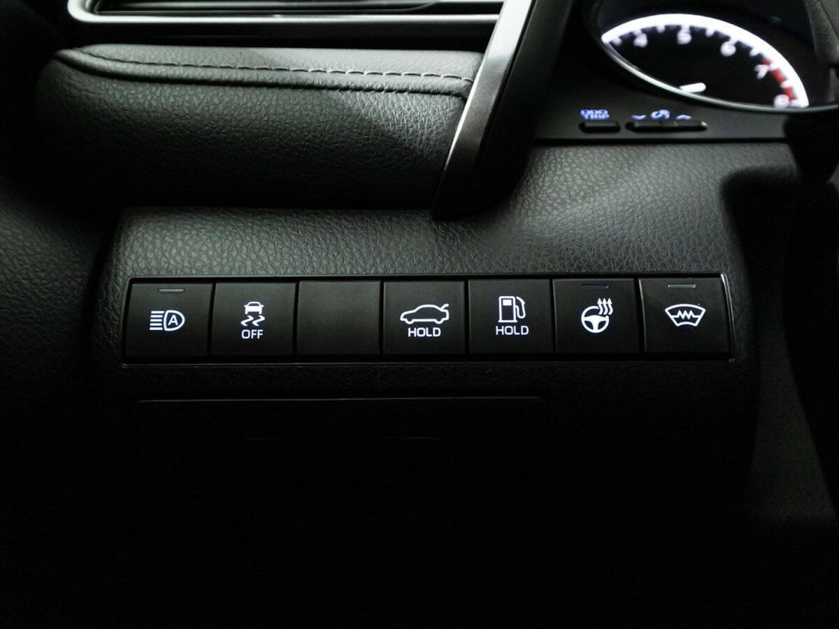 Купить Toyota Camry с пробегом. Фото: #16